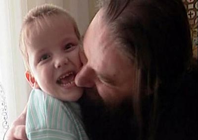 �������